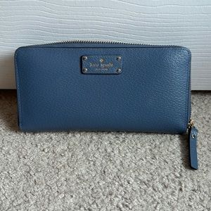Dusty blue Kate Spade large zip wallet (Like New)